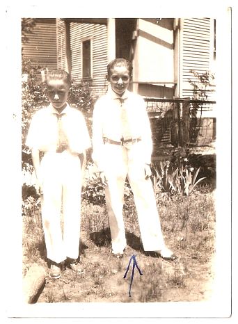 1928 - Rob's brother Howard, and Rob - might be Easter.jpg